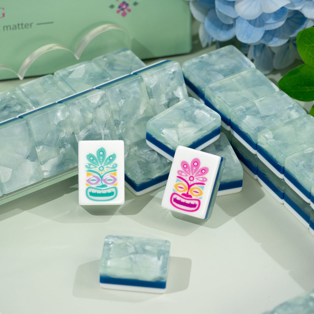 PANDATIME Palm Beach Mahjong Set - Moonstone Pearl
